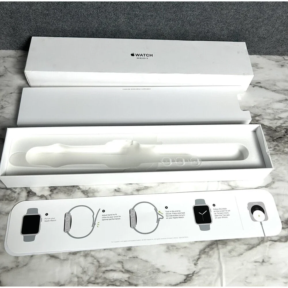 Apple Watch Series 3 BOX ONLY-42mm Case Space Gray Aluminum-Sport Black